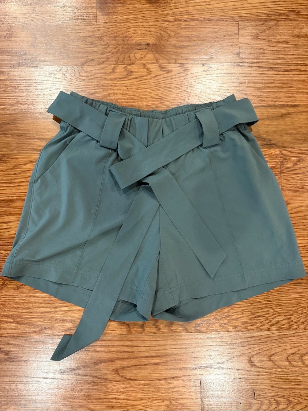 Athleta Shorts - 5" inseam